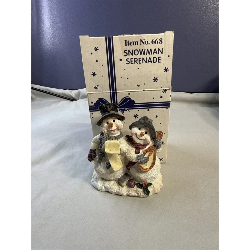 Vintage Snowman Serenade Figurine Item No. 668 Christmas Holiday Decor Orig Box